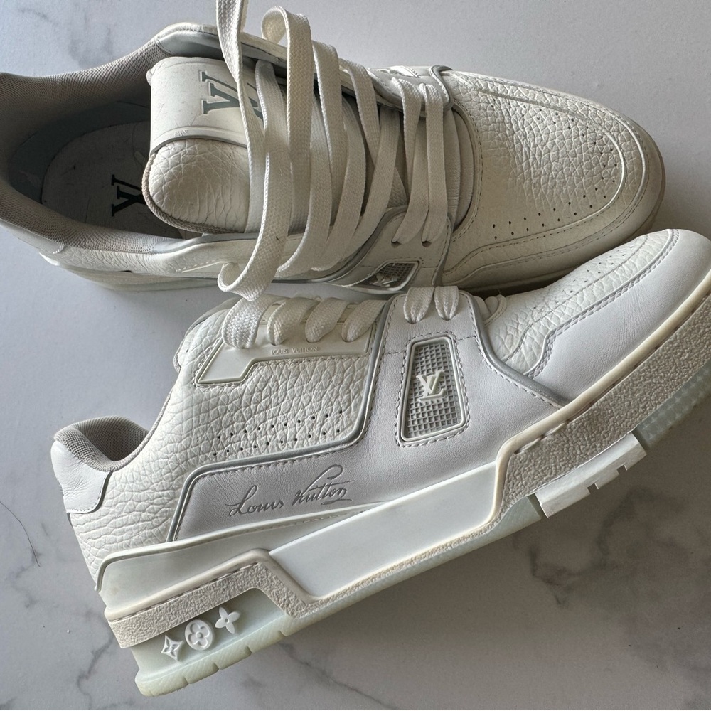 Louis Vuitton Men’s Cream-White Leather Sneakers